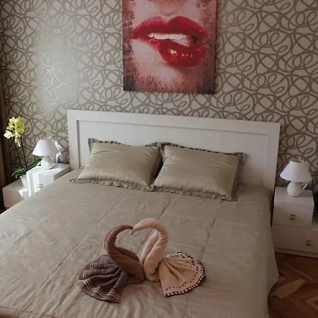 Апартамент Мир * Warna